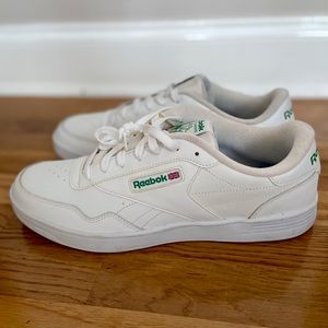 Classic Reebok Sneaker